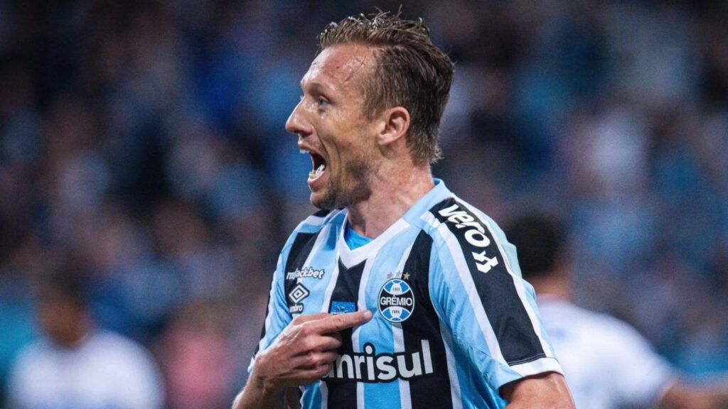 lucas-leiva-gremio-1024x576