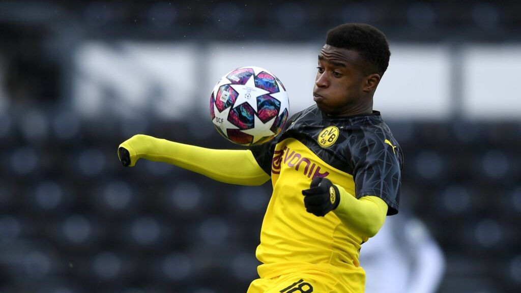 moukoko-in-champins-1024x576